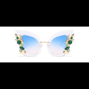 Cat eye glamour shades